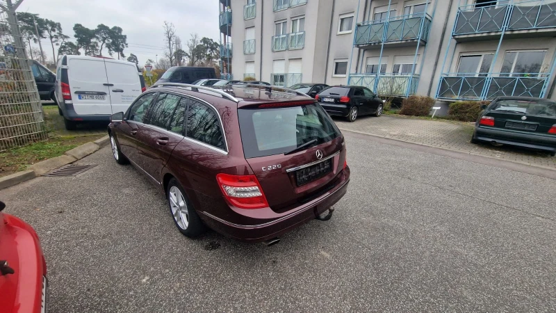 Mercedes-Benz C 220 2, 2* 170* NAVI* PDC* КОЖА* XENON* TUV* OM646, снимка 2 - Автомобили и джипове - 48361961