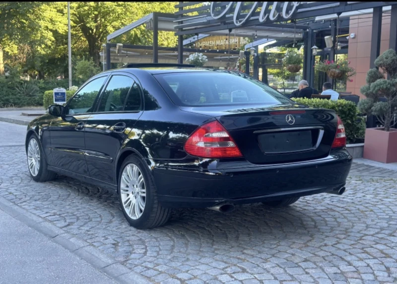 Mercedes-Benz E 280, снимка 3 - Автомобили и джипове - 48788116