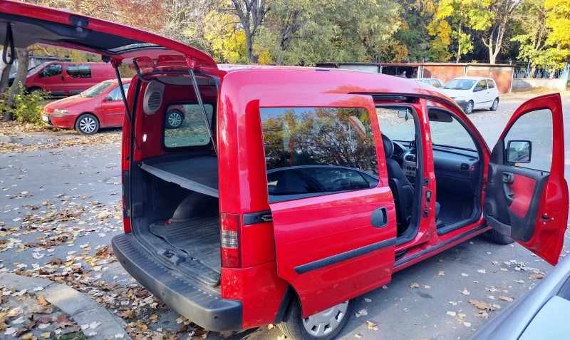 Opel Combo, снимка 4 - Автомобили и джипове - 52042753
