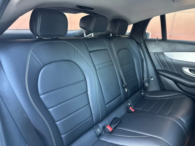 Mercedes-Benz GLC 250d 4MATIC AMG CAM360 ШИБЕДАХ ПОДГРЕВ, снимка 11 - Автомобили и джипове - 52483324