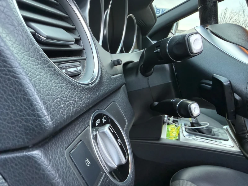 Mercedes-Benz C 250 C250CDI 4MATIC, снимка 11 - Автомобили и джипове - 53322938