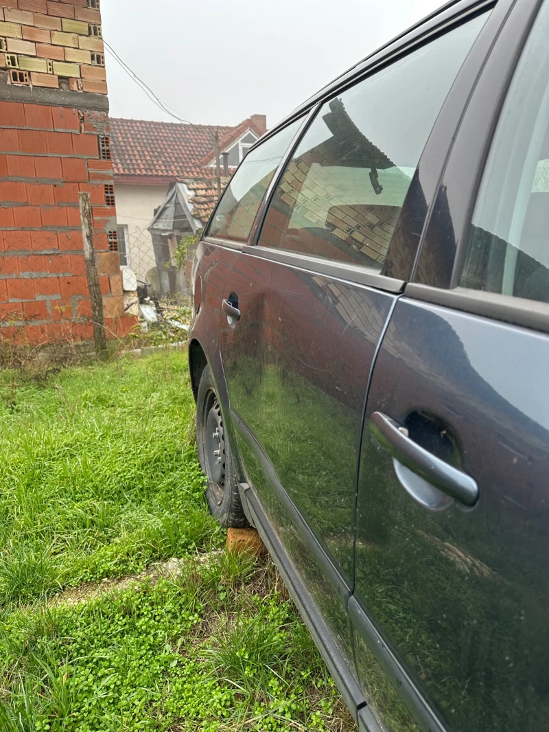 VW Passat, снимка 4 - Автомобили и джипове - 52748798