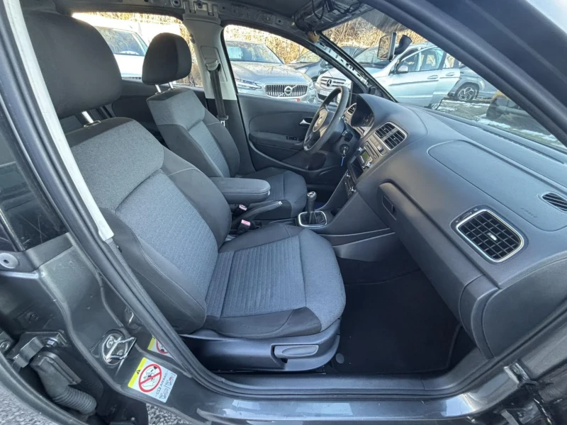 VW Polo 1.2 I, снимка 12 - Автомобили и джипове - 52929114