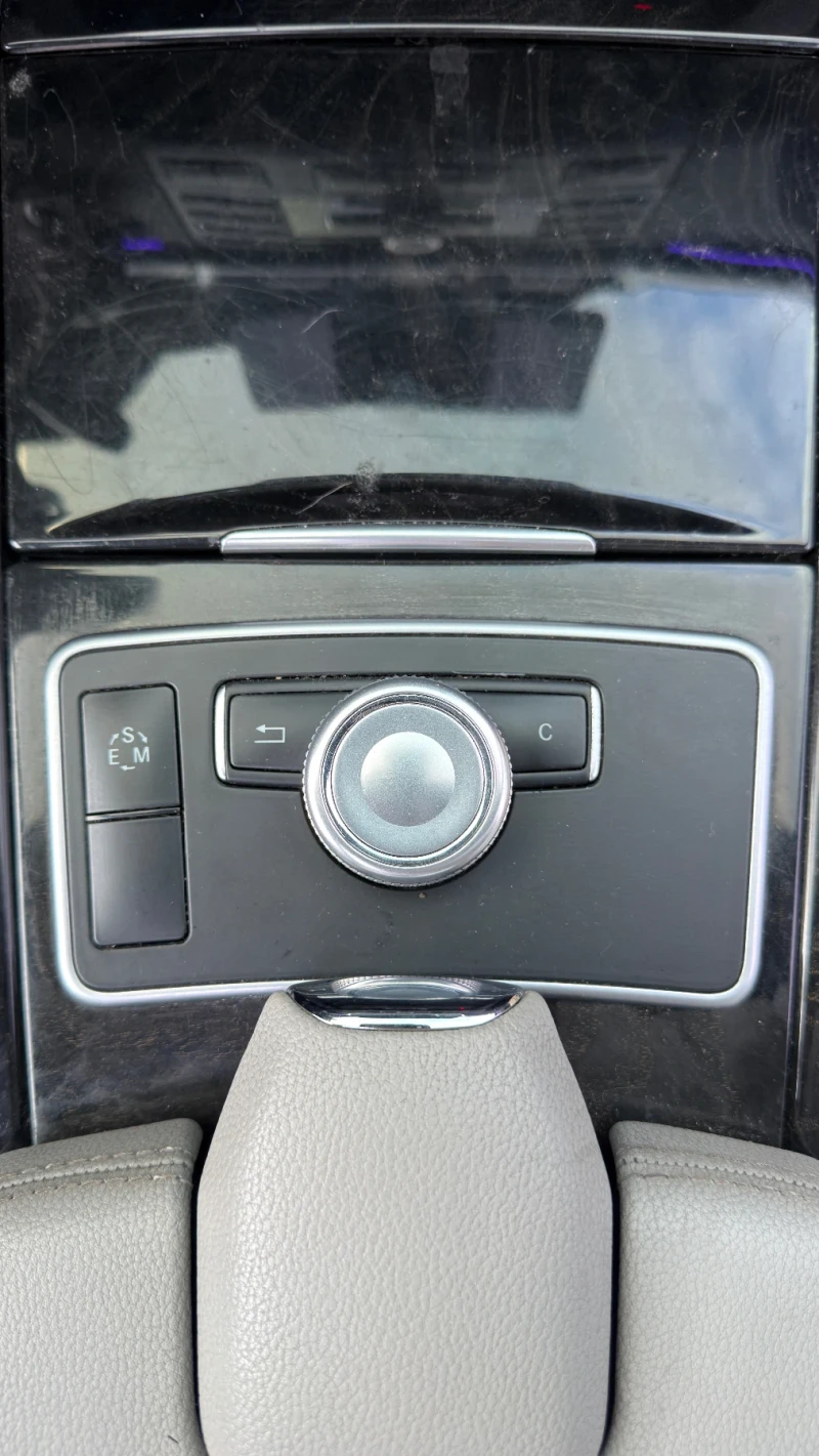 Mercedes-Benz E 350 4MATIC FULL, снимка 9 - Автомобили и джипове - 52965890