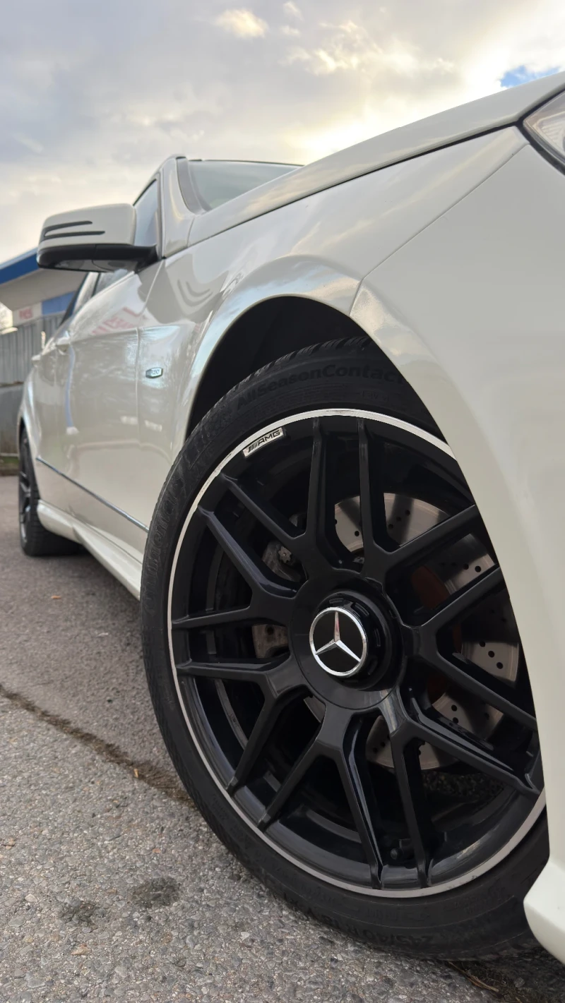 Mercedes-Benz E 350 4MATIC FULL, снимка 2 - Автомобили и джипове - 52965890