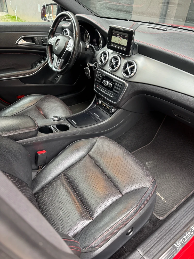 Mercedes-Benz CLA 220 Amg-line panorama, снимка 15 - Автомобили и джипове - 53133893