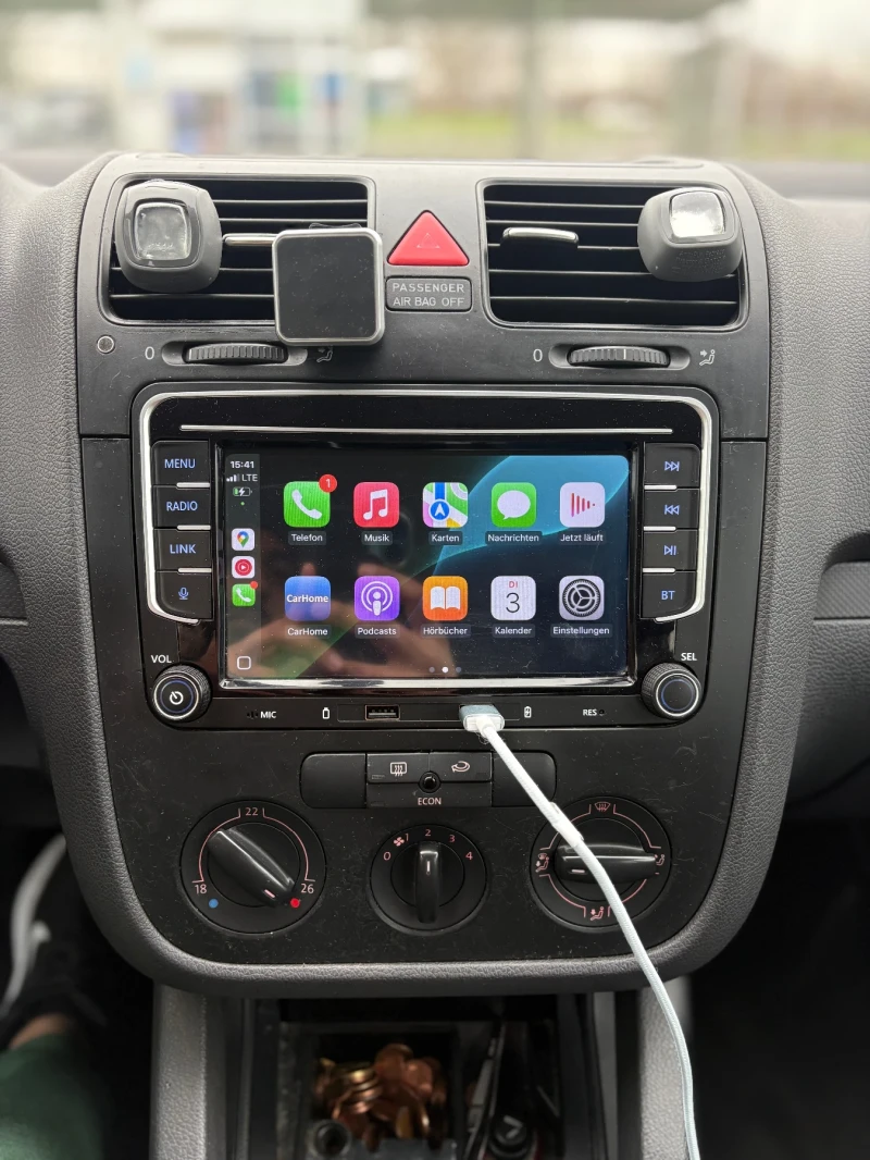 VW Golf 1.9тди 105кс, снимка 8 - Автомобили и джипове - 53341505