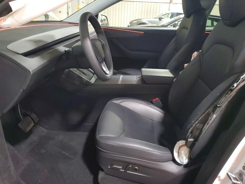 Tesla Model Y, снимка 7 - Автомобили и джипове - 54818657
