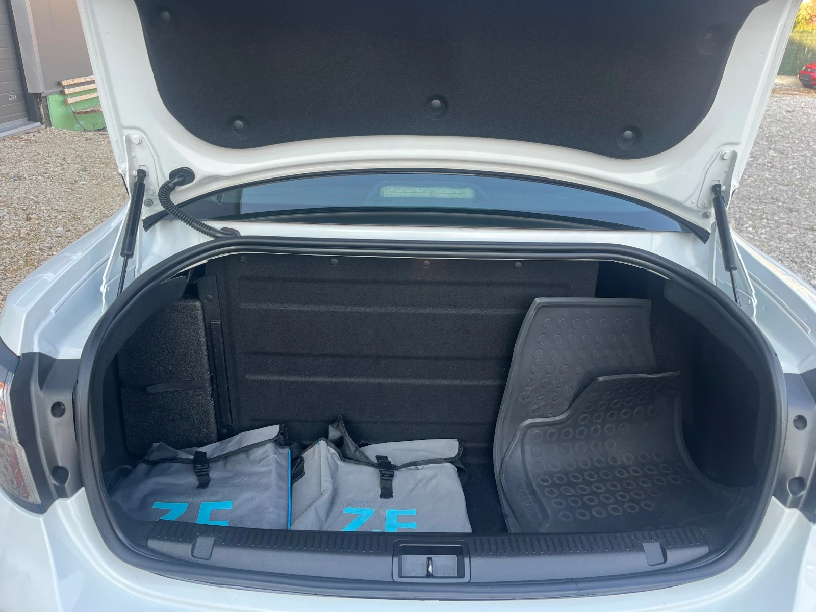 Renault Fluence Z.E. | Mobile.bg — изображение 11