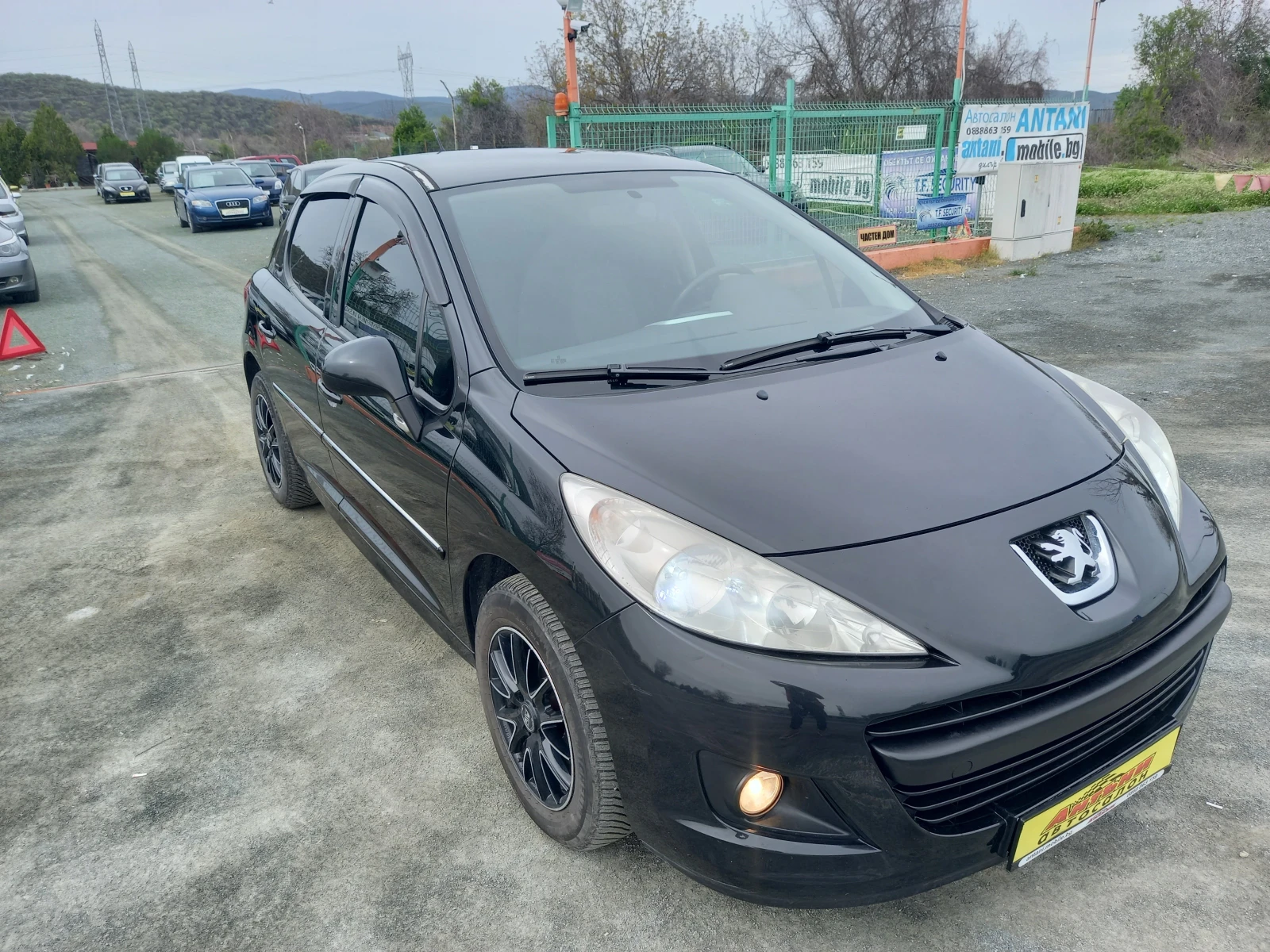 Peugeot 207 2013 г. 1.4 FACE LIFT  ГАЗОВ ИНЖЕКЦИОН  ТОП ВИЗИЯ - изображение 4
