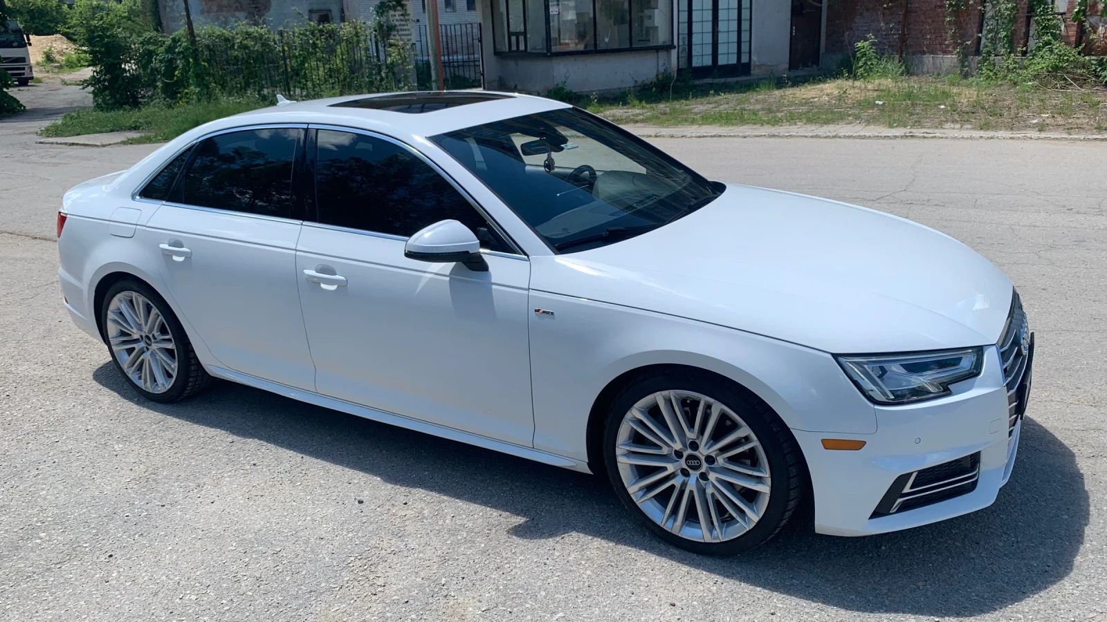Audi A4 Premium Plus/Quattro/Full Led/Virtual Cockpit - изображение 4