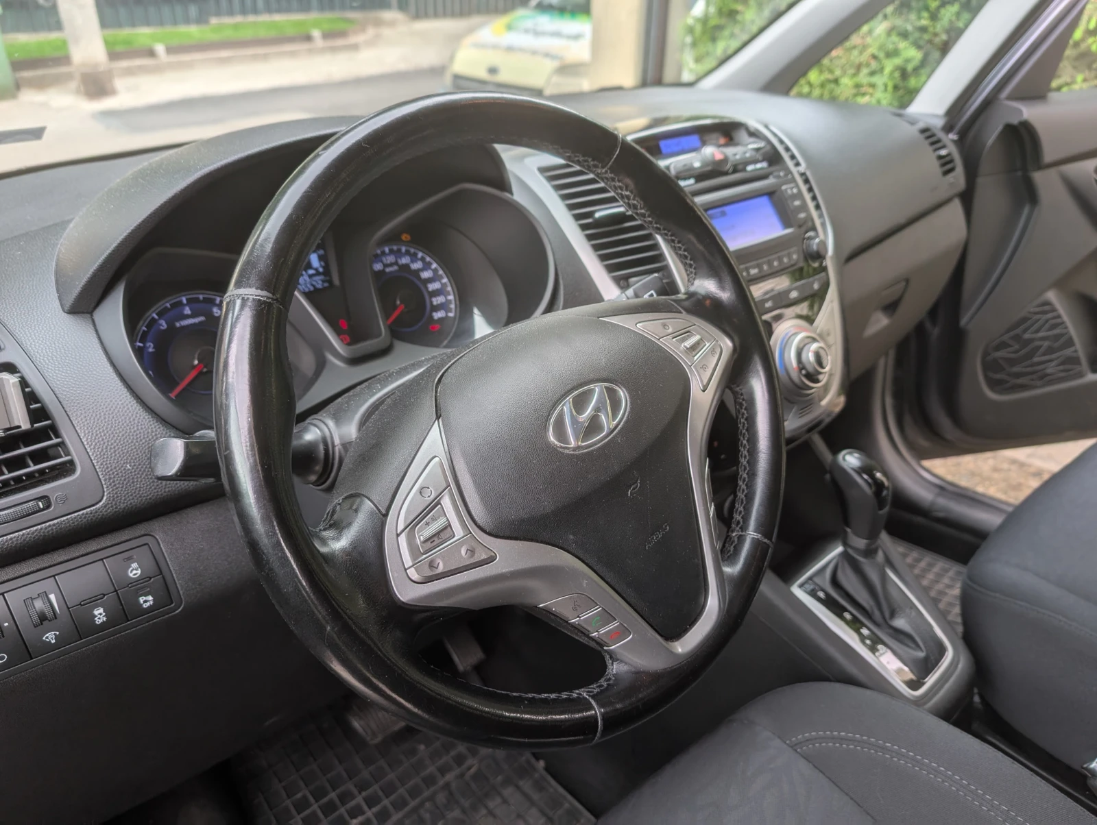Hyundai Ix20 1.6 Facelift Avtomat - изображение 9