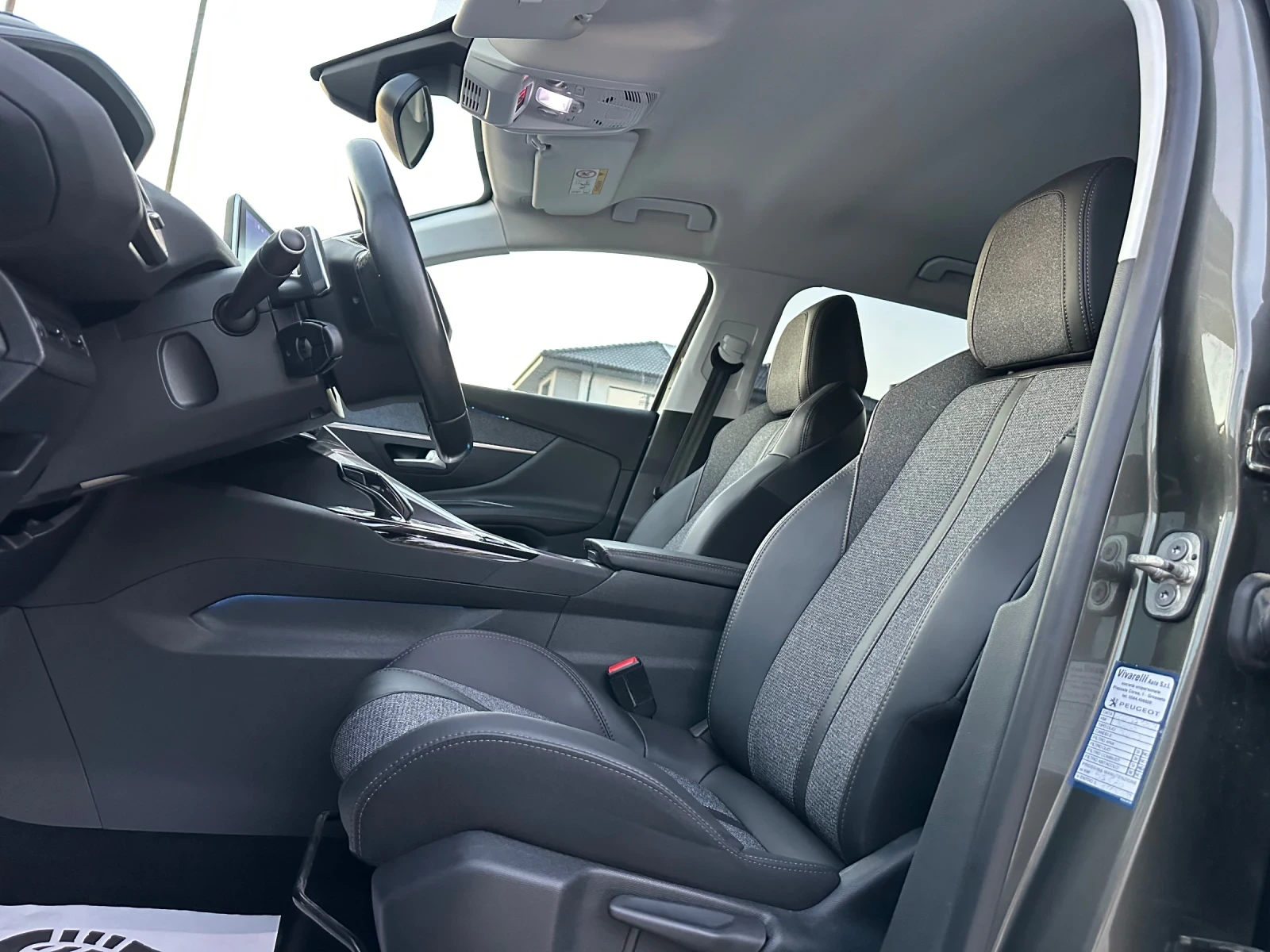 Peugeot 3008 1.6HDI ALLURE !!! EURO 6B Камера! Навигация!  - изображение 9