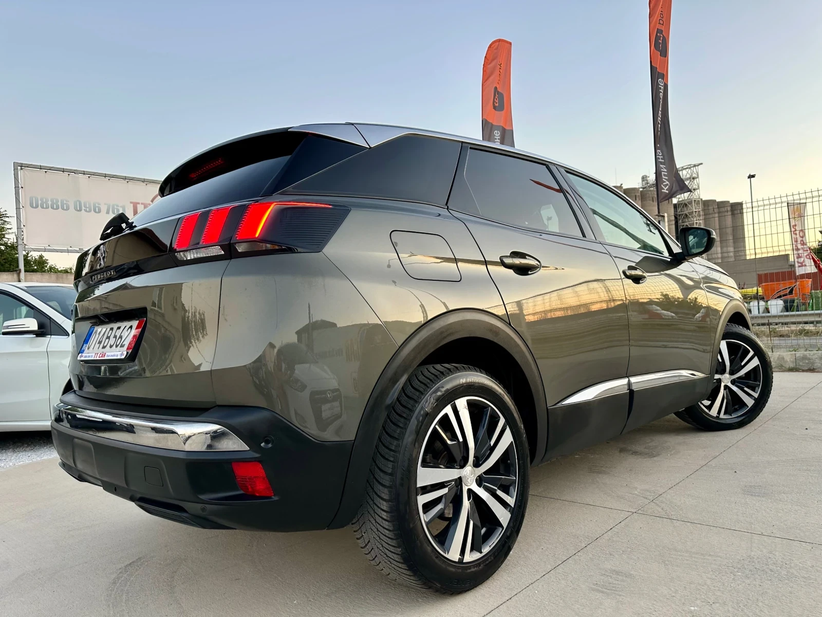 Peugeot 3008 1.6HDI ALLURE !!! EURO 6B Камера! Навигация!  - изображение 4