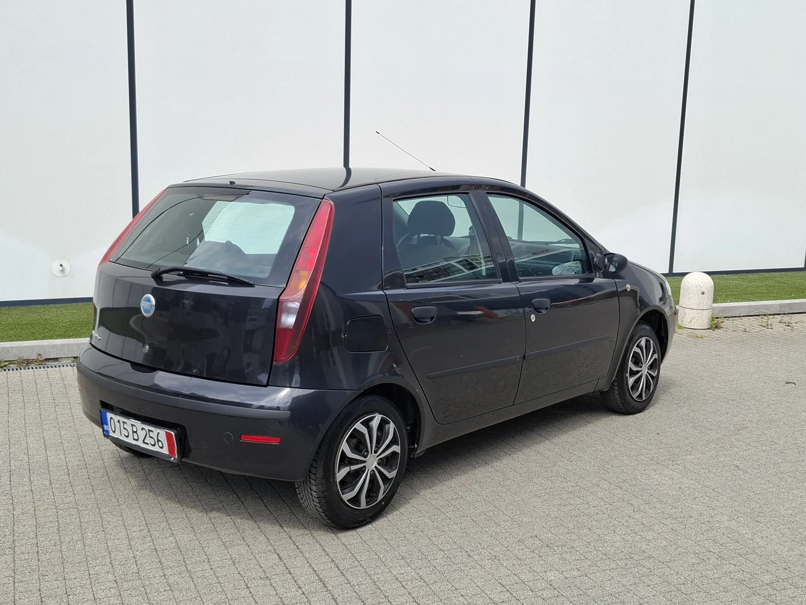 Fiat Punto 1.2i* (60кс)* * 160 000км* * HОВ ВНОС* *  - изображение 10