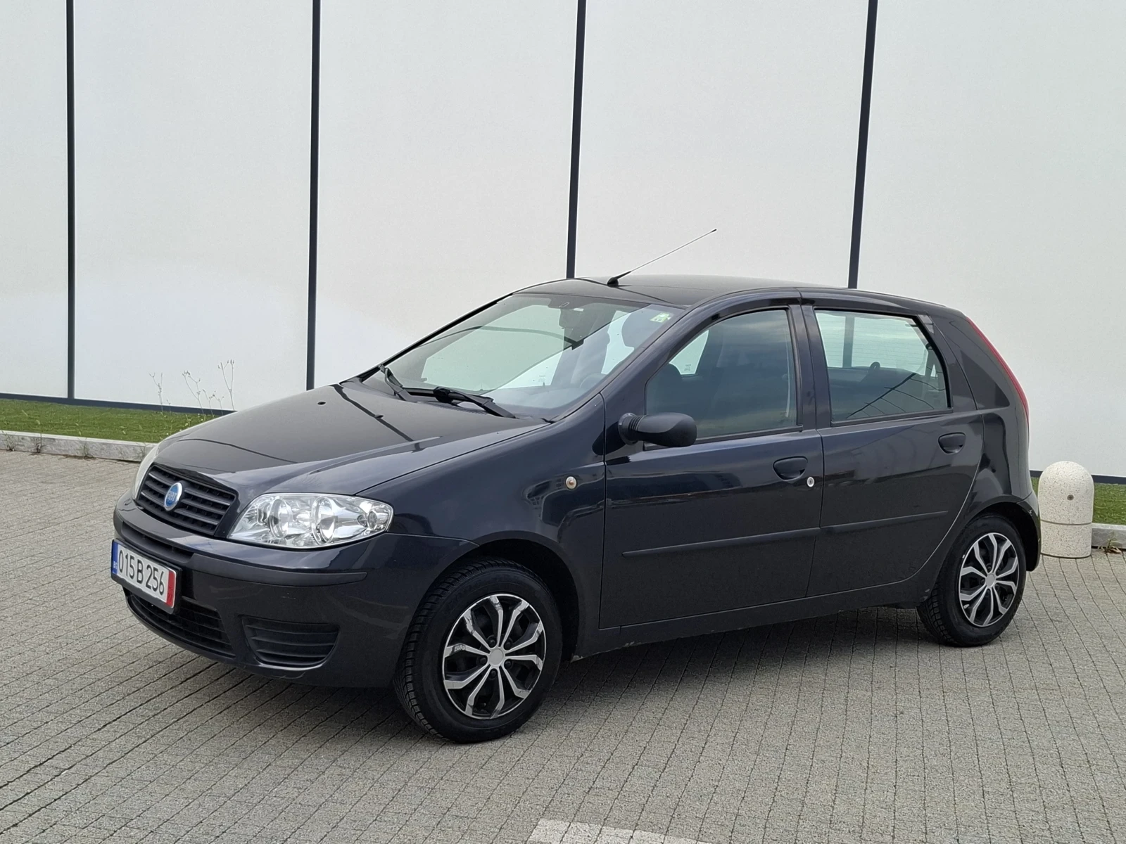 Fiat Punto 1.2i* (60кс)* * 160 000км* * HОВ ВНОС* *  - изображение 4