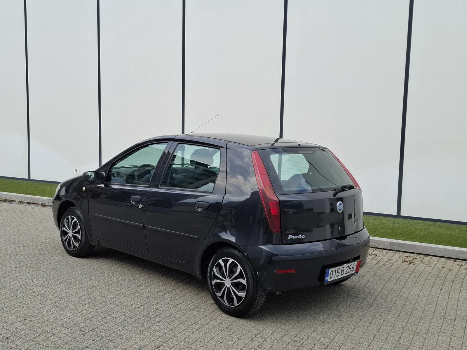 Fiat Punto 1.2i* (60кс)* * 160 000км* * HОВ ВНОС* *  - изображение 5