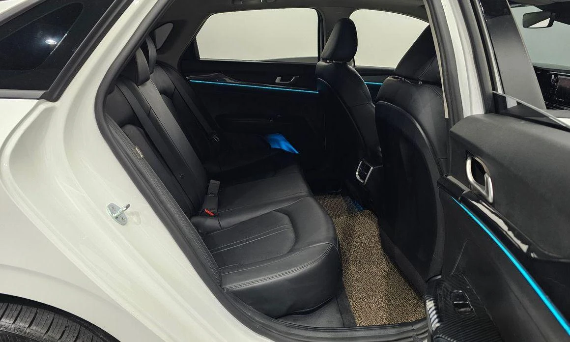 Kia K5 | Mobile.bg   12