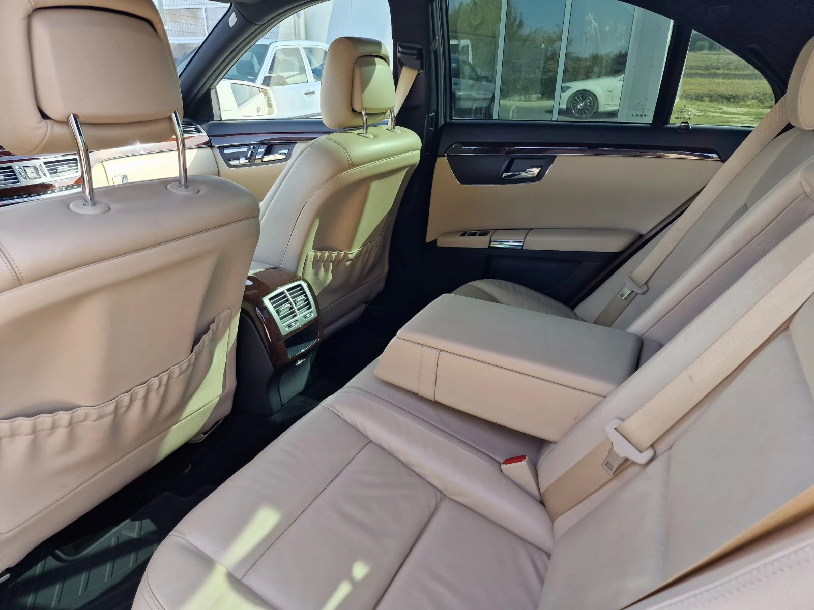 Mercedes-Benz S 400  - изображение 9