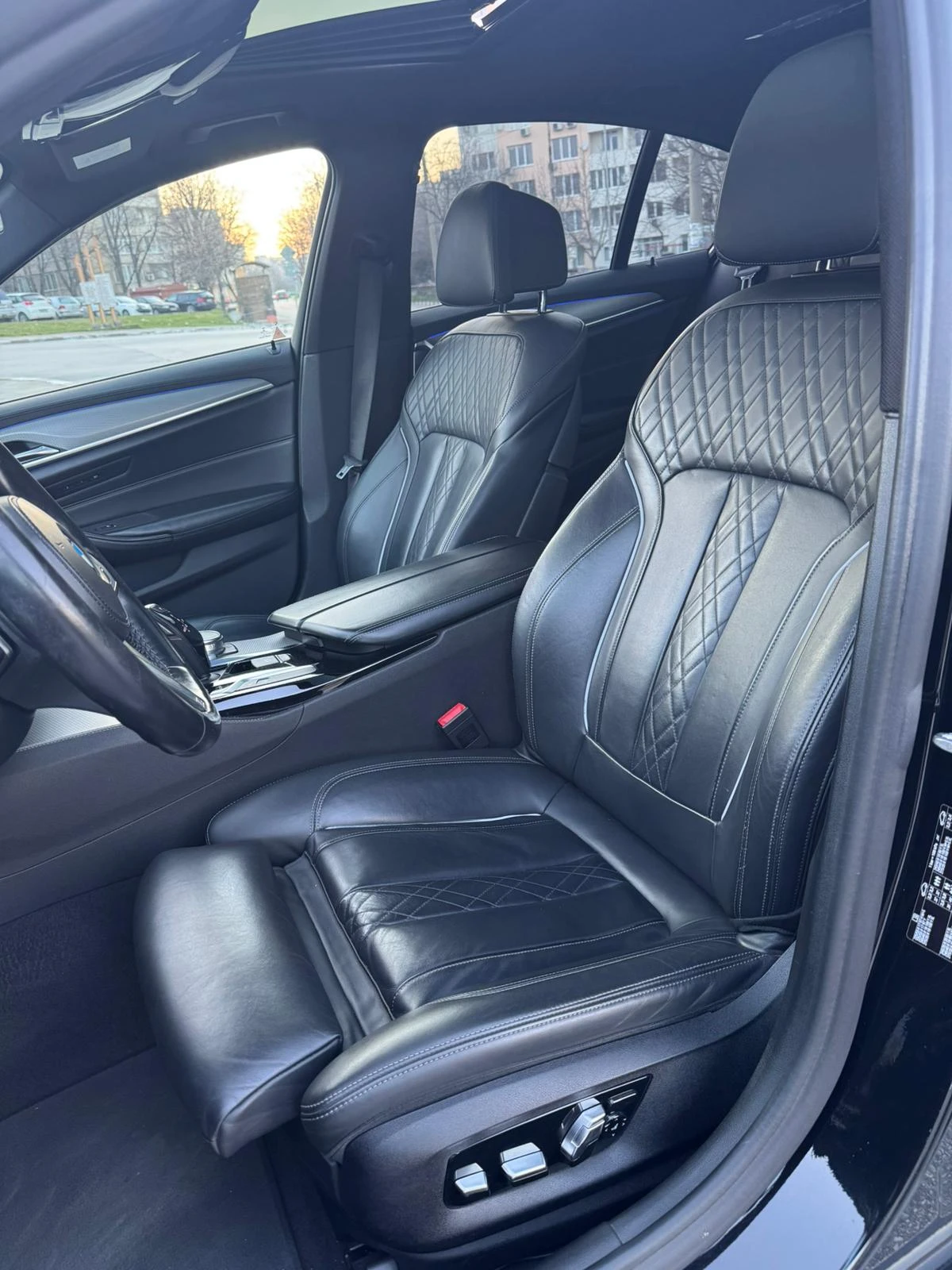 BMW 530 d Individual, снимка 7 - Автомобили и джипове - 53749943