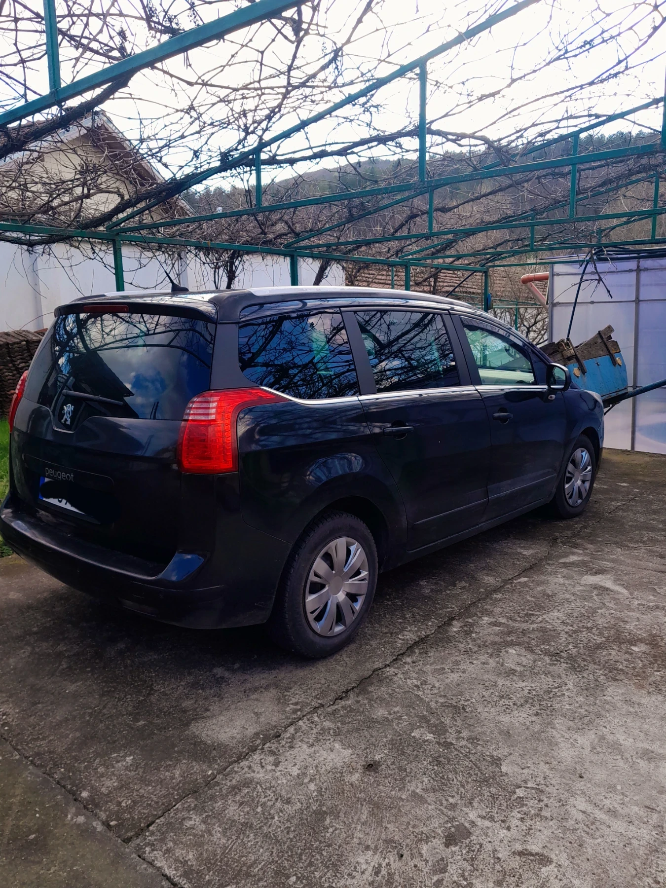 Peugeot 5008, снимка 7 - Автомобили и джипове - 53863410