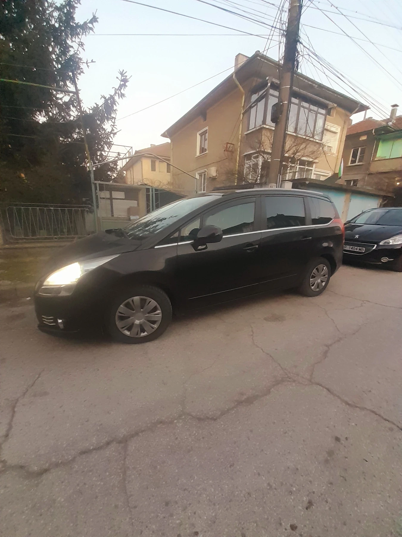 Peugeot 5008, снимка 5 - Автомобили и джипове - 53863410