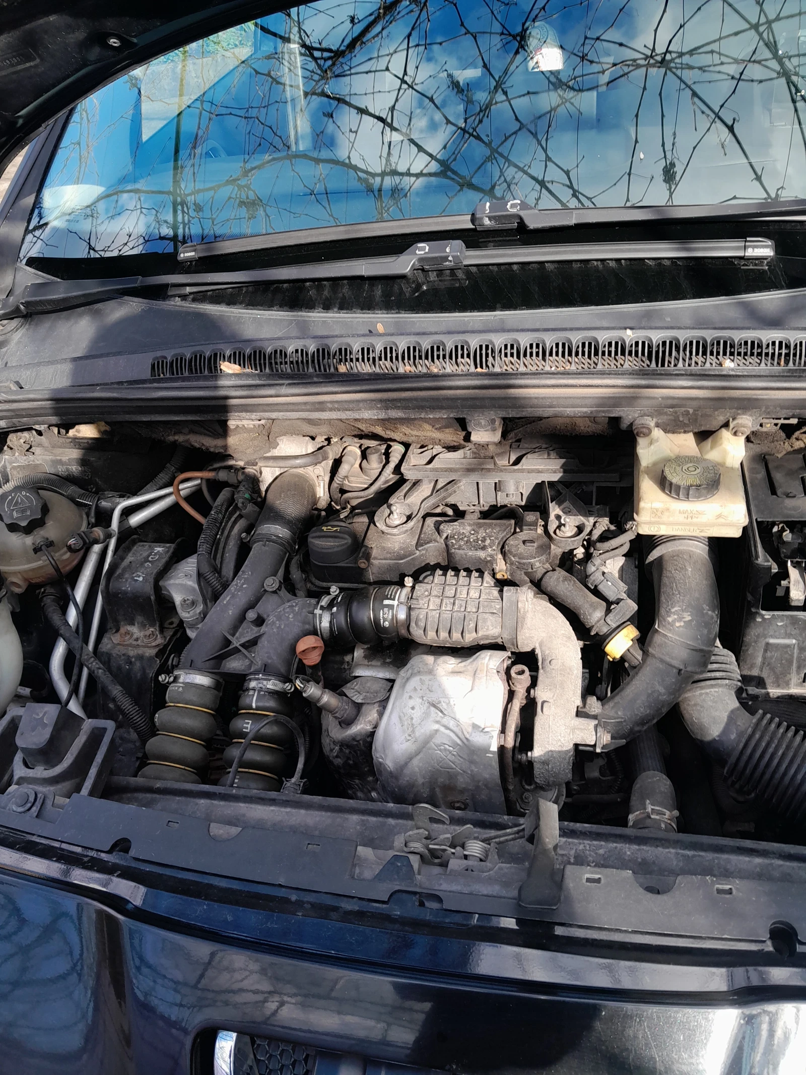 Peugeot 5008, снимка 11 - Автомобили и джипове - 53863410