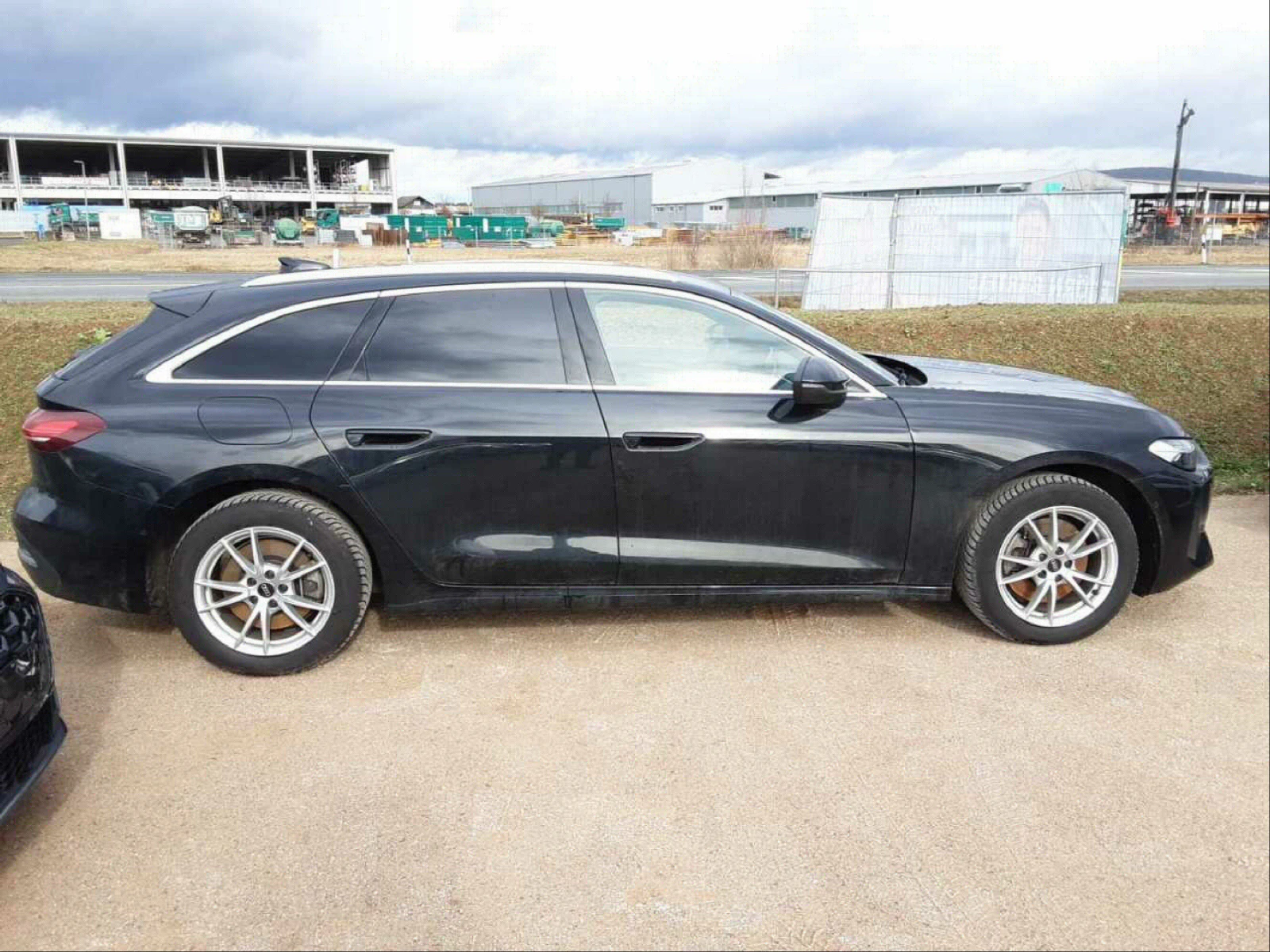 Audi A5 Avant Advanced, снимка 4 - Автомобили и джипове - 54143302