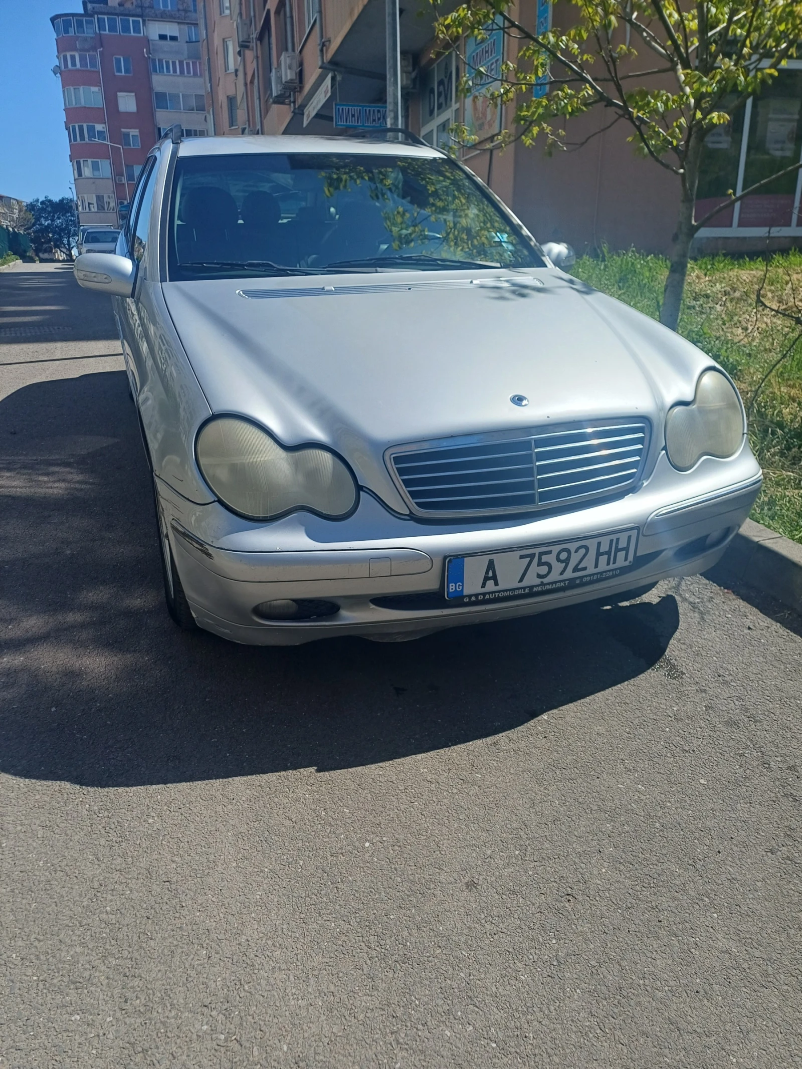 Mercedes-Benz C 220