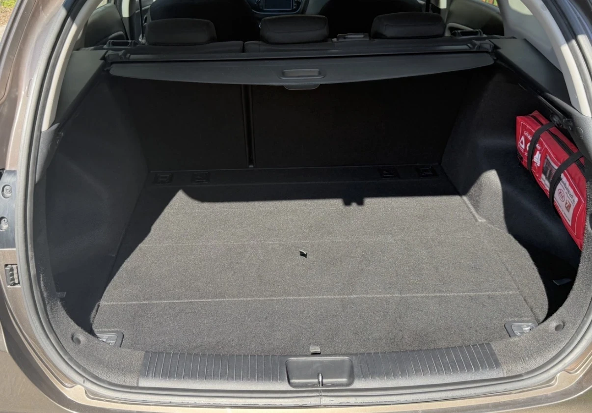 Kia Ceed Kia Ceed 1.6CRDI-NAVI-Eco Dynamics-Euro6, снимка 14 - Автомобили и джипове - 54445615
