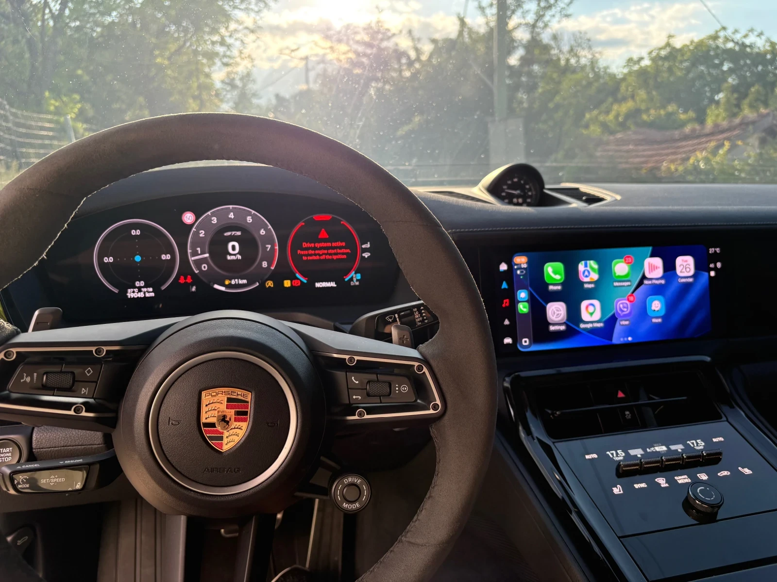 Porsche Panamera * GTS* ГОТОВ ЛИЗИНГ* 100% УДОБРЕНИЕ* , снимка 16 - Автомобили и джипове - 54713202