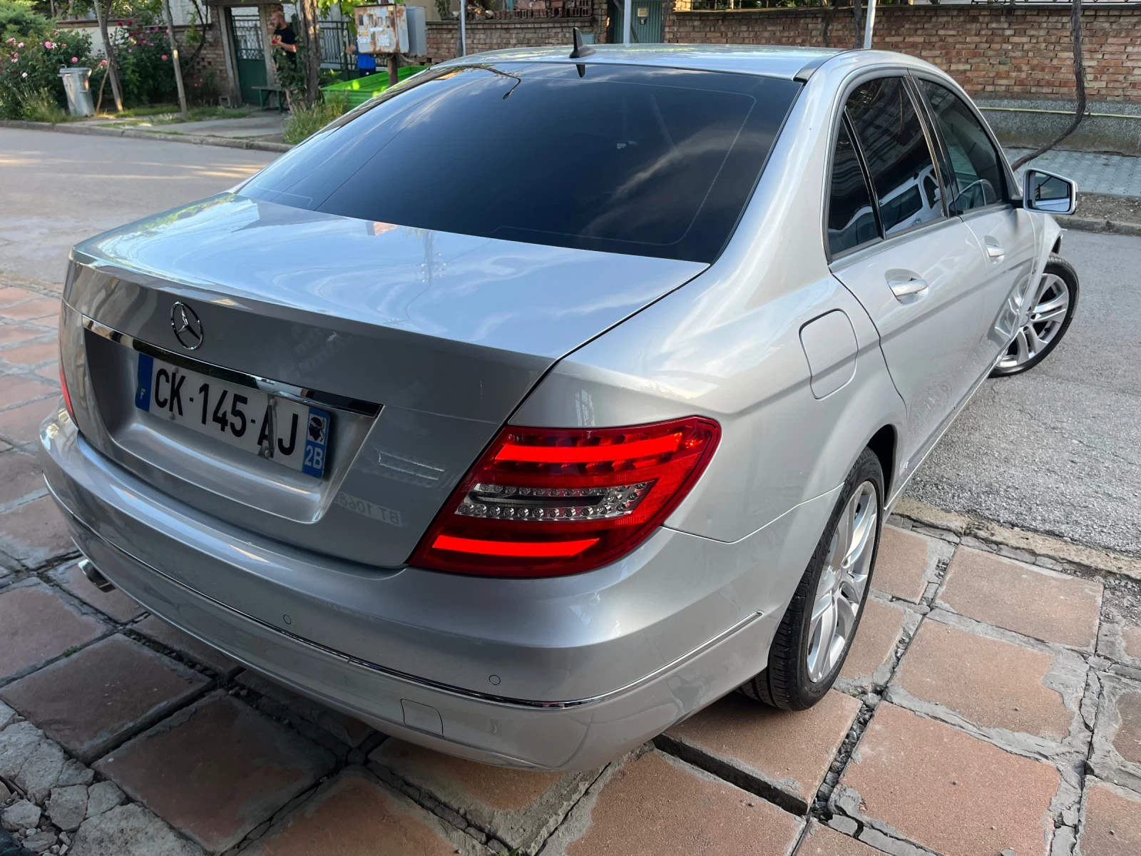 Mercedes-Benz C 220 Avantgarde , снимка 4 - Автомобили и джипове - 54722871