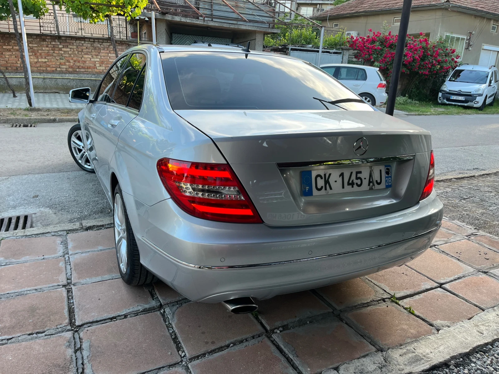 Mercedes-Benz C 220 Avantgarde , снимка 3 - Автомобили и джипове - 54722871