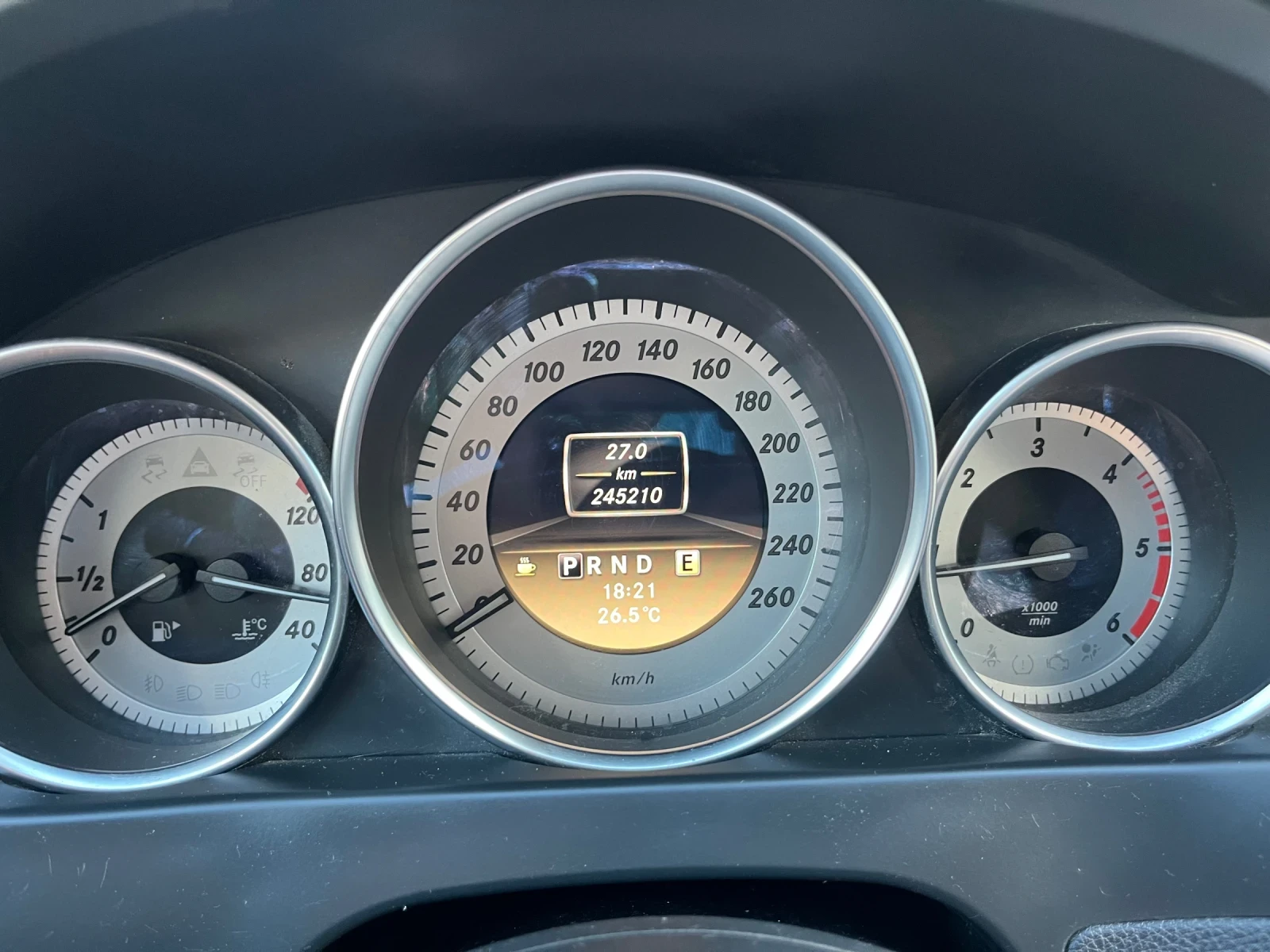 Mercedes-Benz C 220 Avantgarde , снимка 15 - Автомобили и джипове - 54722871