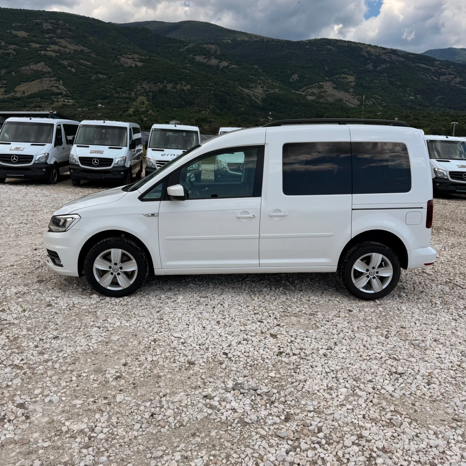 VW Caddy 4Motion-2.0TDi-DSG-Euro6, снимка 6 - Автомобили и джипове - 54866477