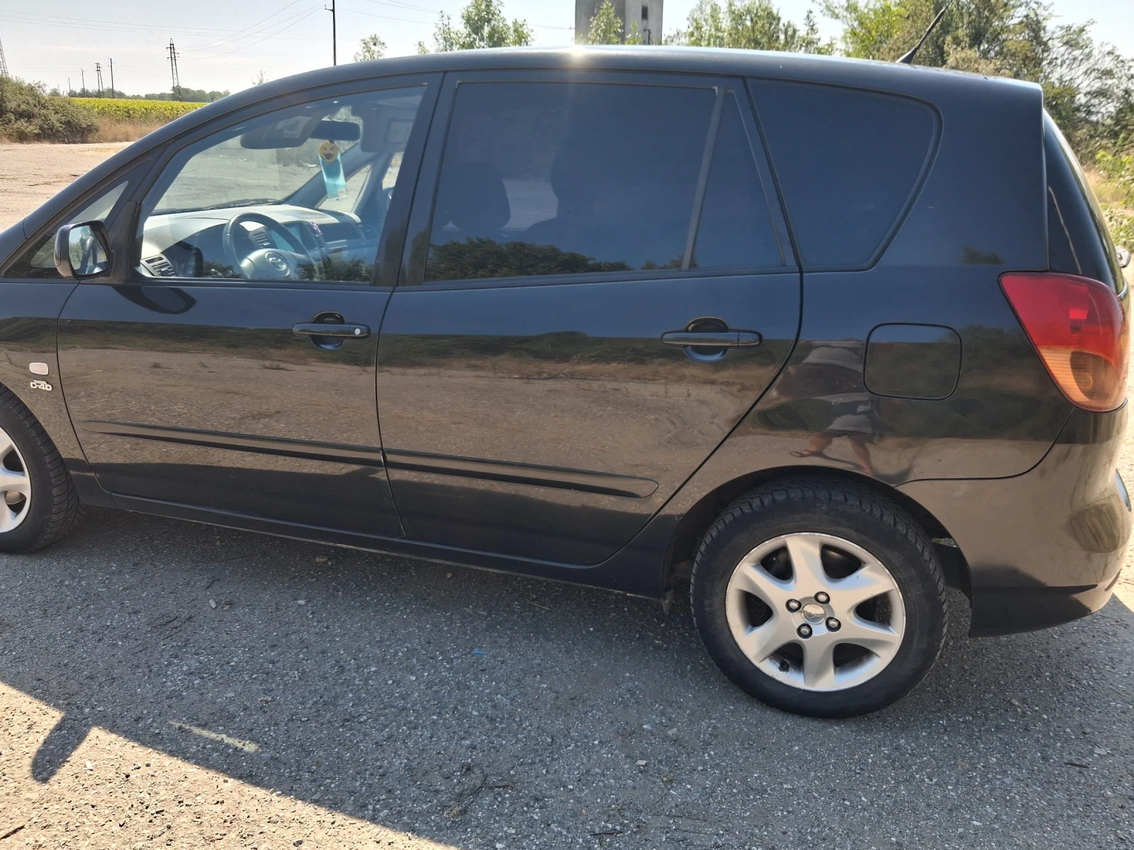Toyota Corolla verso, снимка 4 - Автомобили и джипове - 55550317