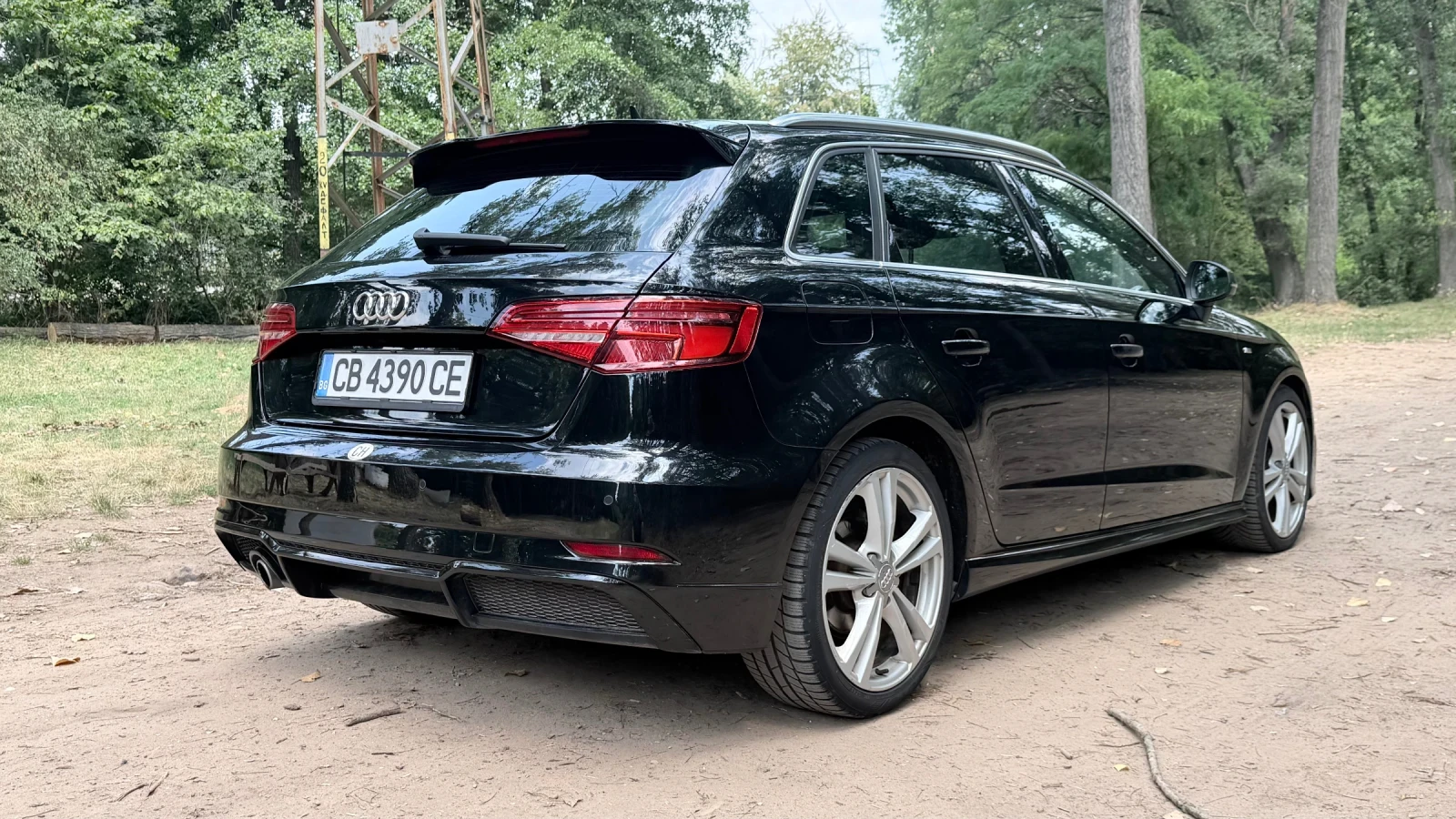 Audi A3 1.6 tdi. digital S-line Швейцария , снимка 5 - Автомобили и джипове - 55656734