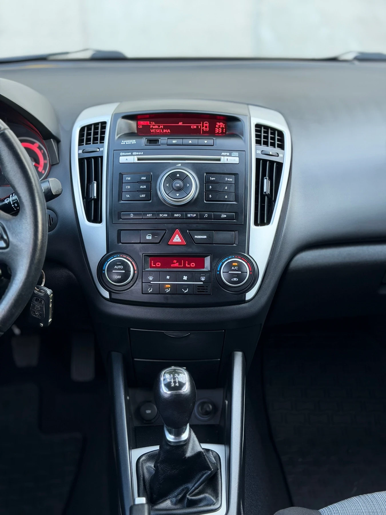 Kia Ceed 1.4i~90hp~FACELIFT~150000��! | Mobile.bg � ����������� 12