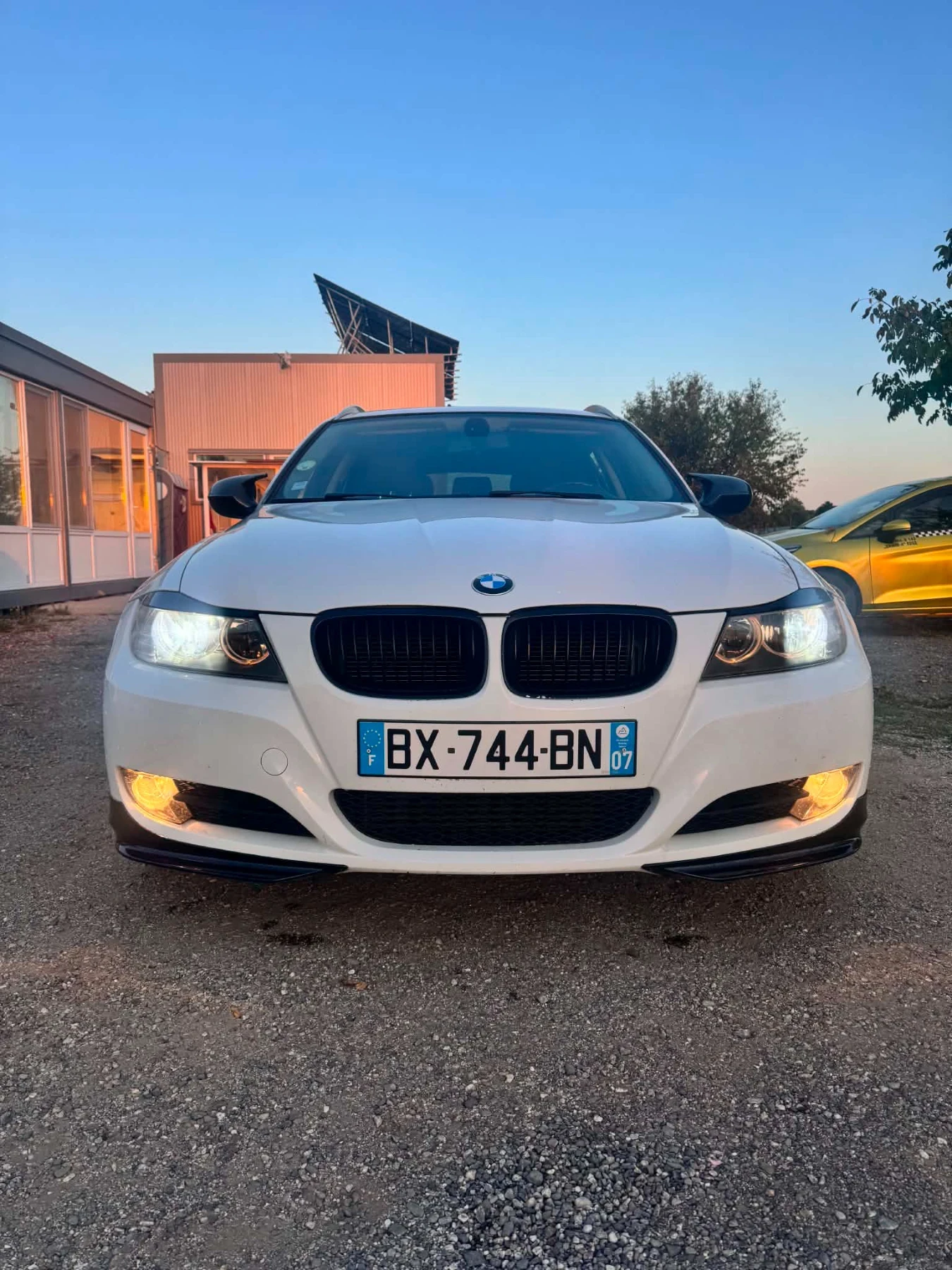 BMW 320 320 D x drive avtomat 184, снимка 2 - Автомобили и джипове - 56058291