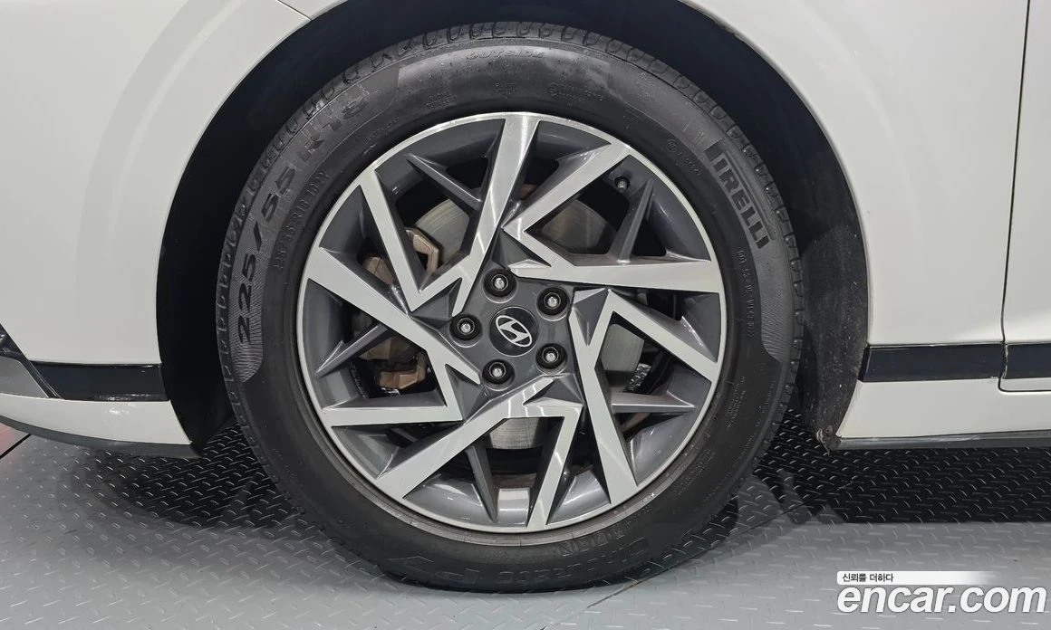 Hyundai Grandeur 3.5 LPG 2WD Deluxe, снимка 5 - Автомобили и джипове - 56156134