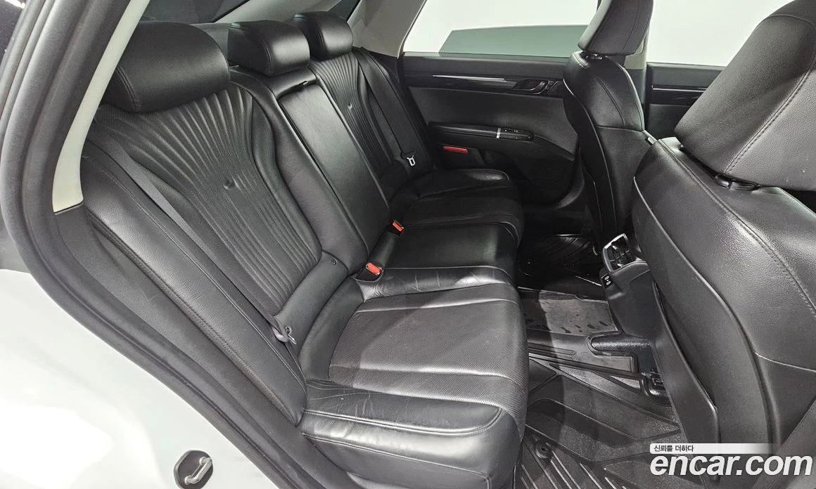 Hyundai Grandeur 3.5 LPG 2WD Deluxe, снимка 17 - Автомобили и джипове - 56156134