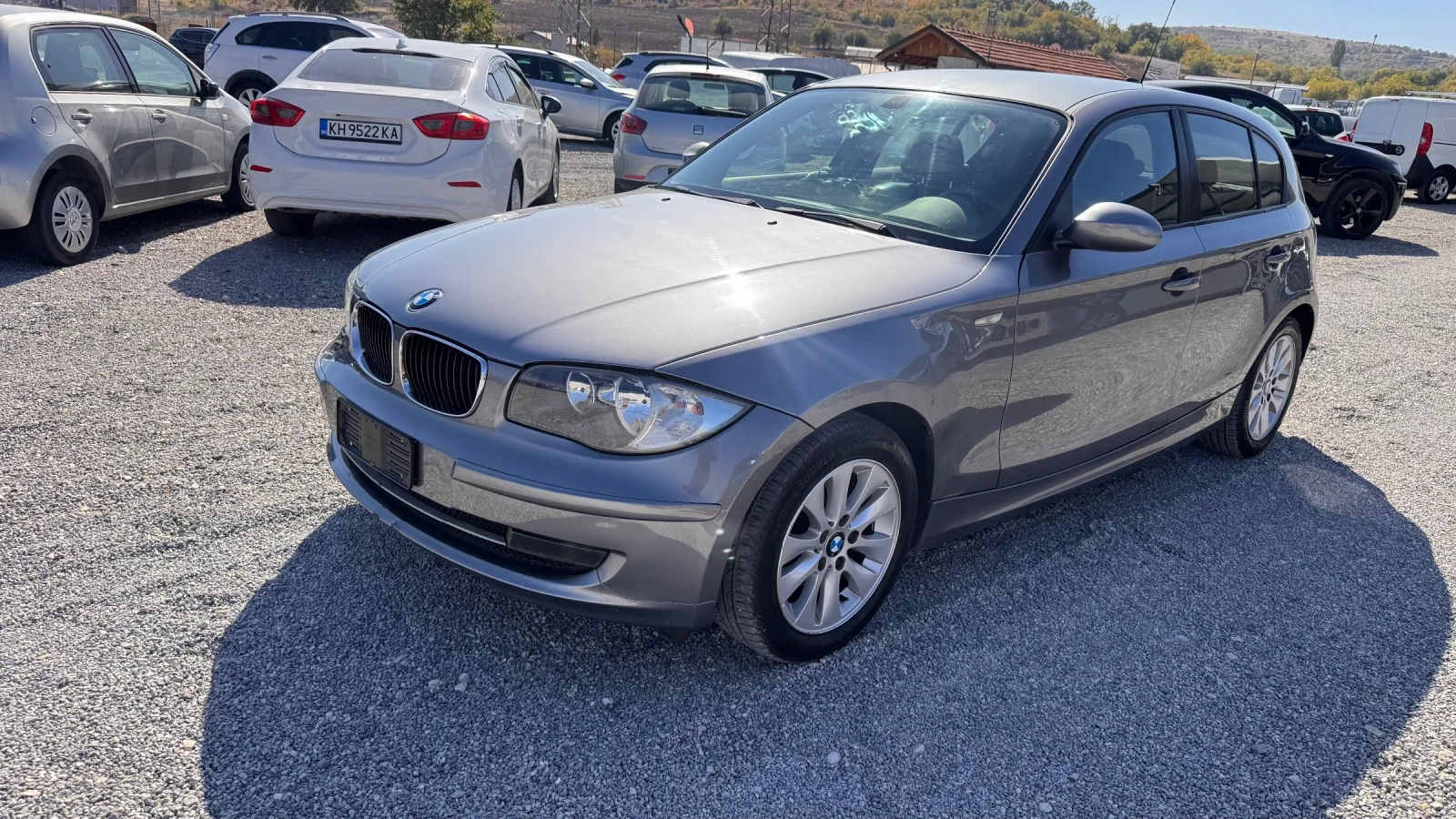 BMW 120 * АВТОМАТ* , снимка 9 - Автомобили и джипове - 56375540