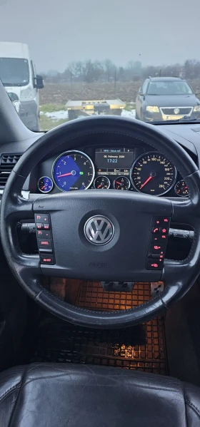 VW Touareg 3.0 V6 239k R-LINE, снимка 10
