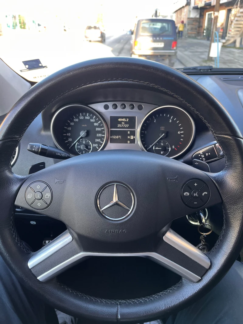 Mercedes-Benz ML 320 4matic, airmatic, Facelift , снимка 8 - Автомобили и джипове - 48877491