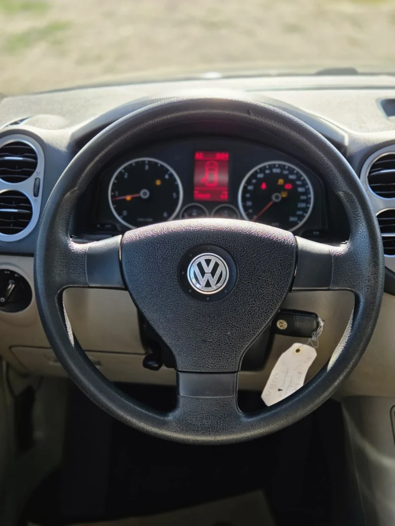 VW Tiguan 2.0TDI 140к. TOP!! EU-5, снимка 8 - Автомобили и джипове - 52243546