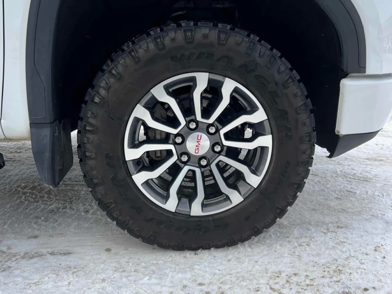 Gmc Sierra * AT4 * CARFAX * БЕЗ ПЪРВОНАЧАЛНА ВНОСКА, снимка 7 - Автомобили и джипове - 52630945