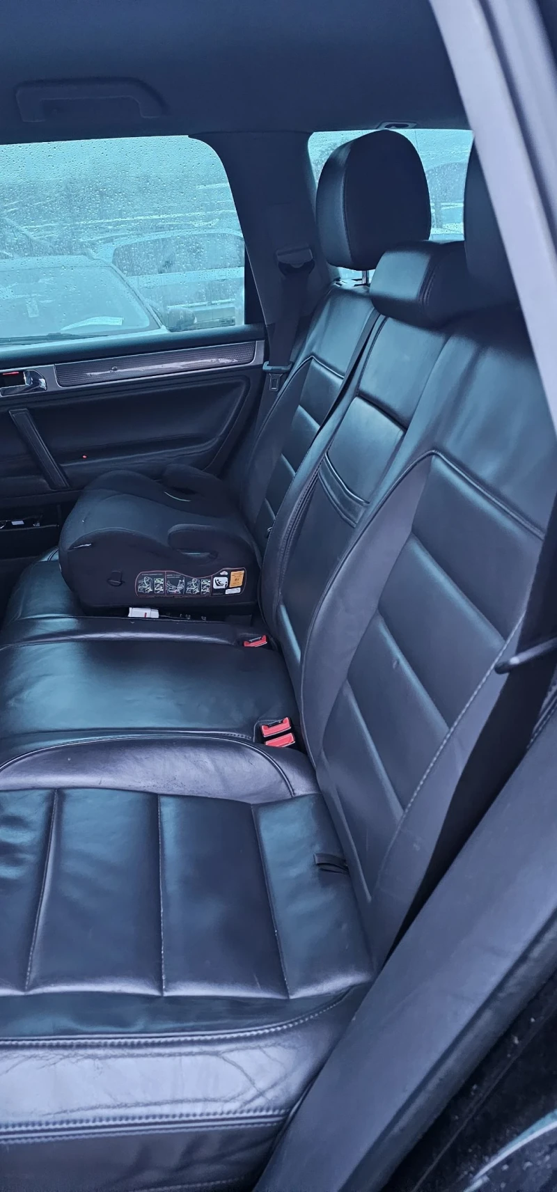 VW Touareg 3.0 V6 239k R-LINE, снимка 6 - Автомобили и джипове - 53388990