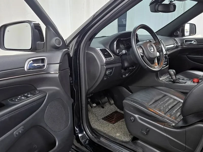 Jeep Grand cherokee 3.6 Limited-X Wk2, снимка 10 - Автомобили и джипове - 55431248
