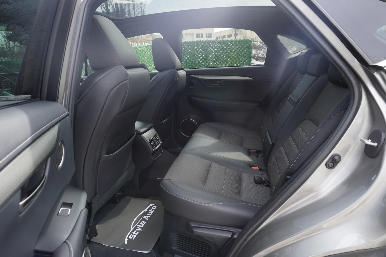 Lexus NX 300h 2.5HYBRID F-SPORT, FACE, TRI BEAM, PANO, HUD, FULL | Mobile.bg � ����������� 11