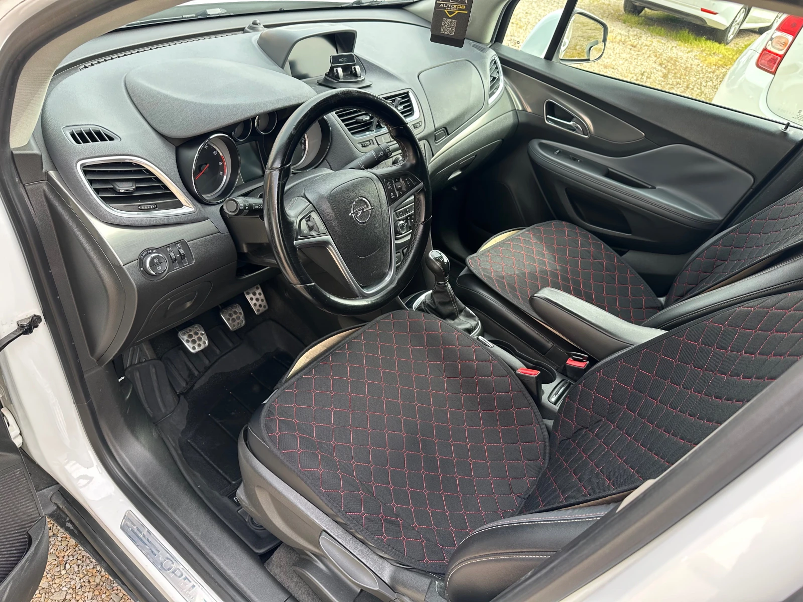 Opel Mokka 1.4i BI-FUEL COSMO, снимка 10 - Автомобили и джипове - 54217928